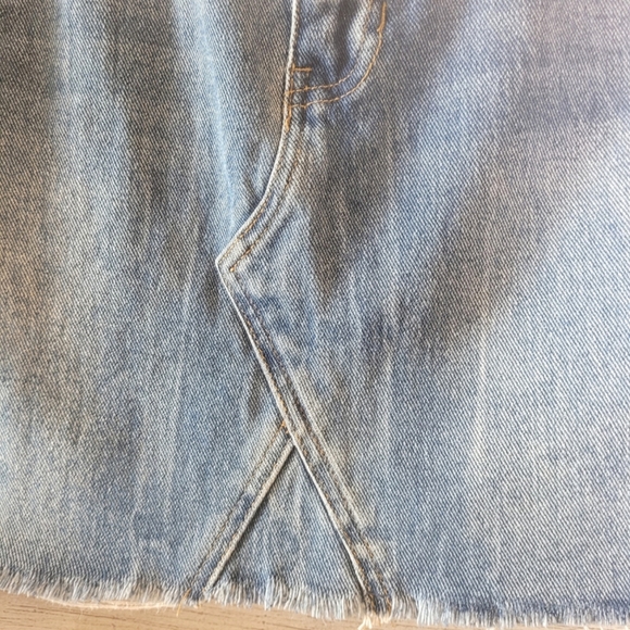 Pacsun Womens Denim Jean Mini Skirt Size 25 Blue Distressed Raw Hem Pockets - Picture 2 of 11
